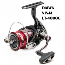 DAIWA Rolle Ninja LT 4000C, 150m/0.28mm, 280 Gramm, Modell 2022